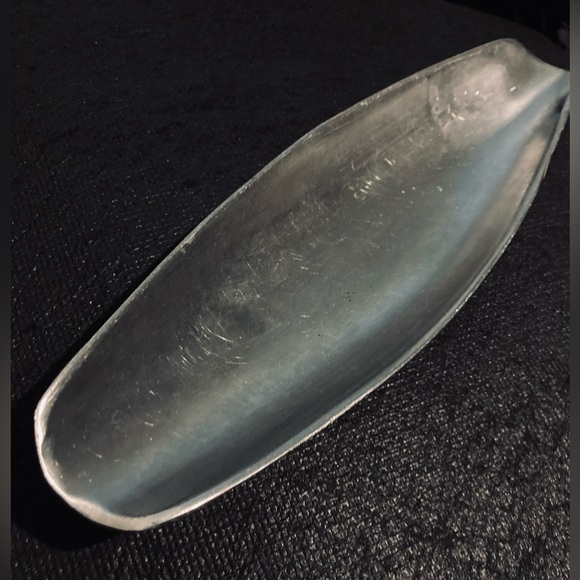 Vintage metal oval/oblong tidy server tray (silver) - Picture 3 of 6